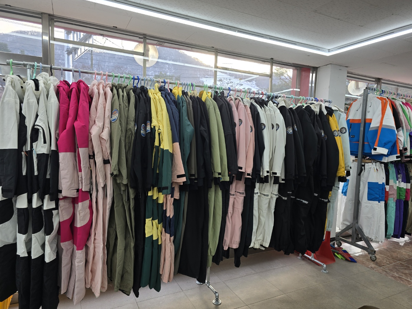 KakaoTalk_20241211_125446804_17.jpg
